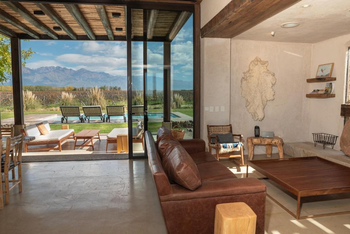 Casa Crux - Bodega Alfa Crux Villa Eugenio Bustos Eksteriør billede