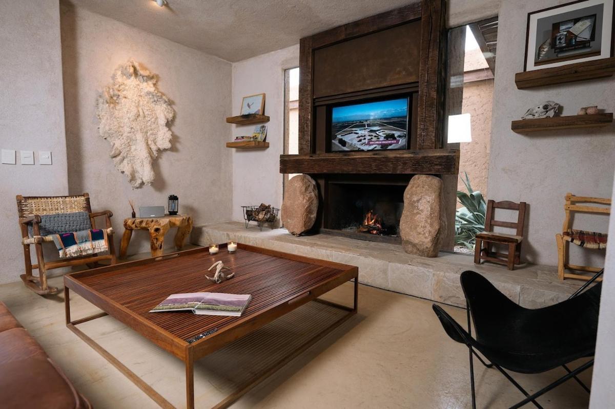 Casa Crux - Bodega Alfa Crux Villa Eugenio Bustos Eksteriør billede